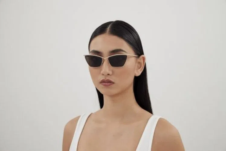 Saint Laurent SL 637 Sunglasses - view 7